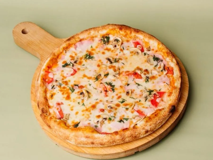 Пицца с Ветчиной и Грибами